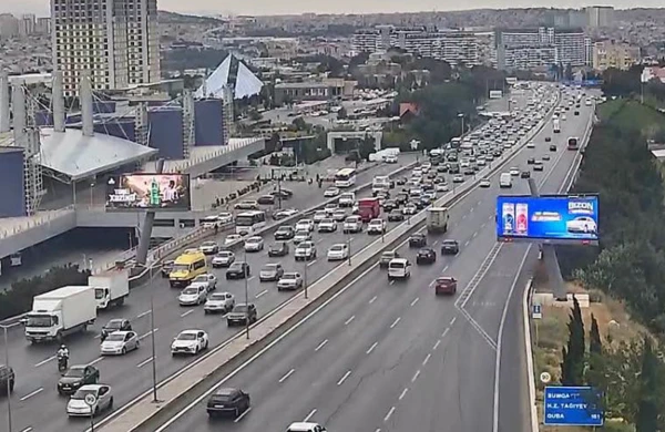 Bakıda 5 istiqamətdə tıxac var - SİYAHI&nbsp;
