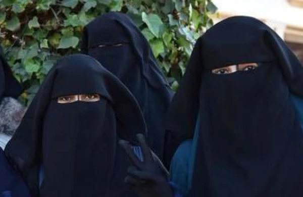 Portuqaliyada niqaba qadağa qoyuldu  