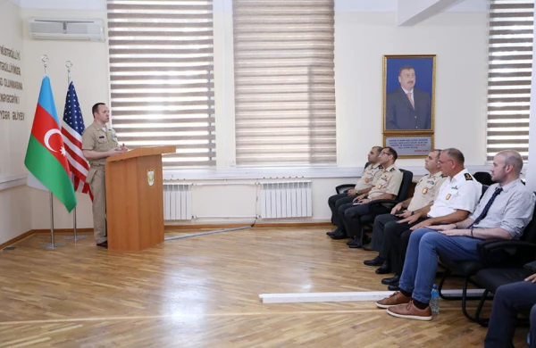 Azərbaycan hərbçiləri ingilis dilini öyrənir&nbsp;