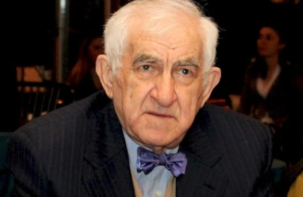 Tofiq Bakıxanov dəfn olundu 