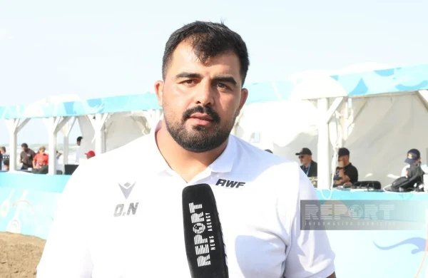 Oyan Nəzəriani: "Qadınlardan ibarət Azərbaycan millisi tarixində ilk dəfə dünya çempionu oldu"