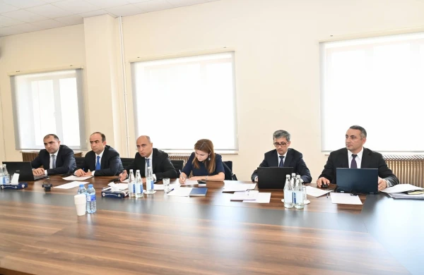Emin Əmrullayev Xankəndidə vətəndaşları qəbul edib 
