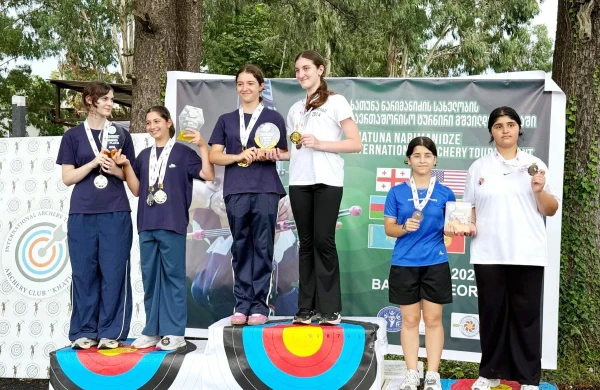Azərbaycan oxatanları Gürcüstandakı turnirdə 7 medal qazanıblar