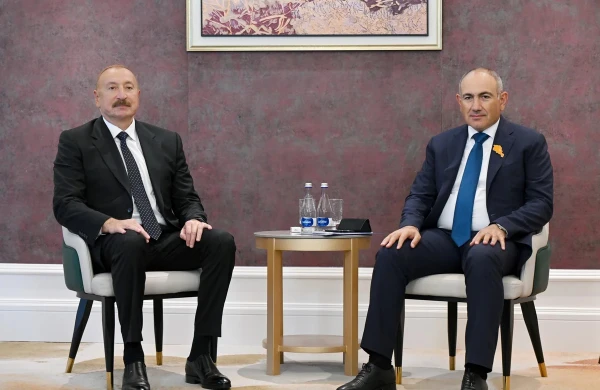 Azərbaycan Prezidenti İlham Əliyevin Bişkekdə Ermənistanın Baş naziri ilə görüşü keçirilib 