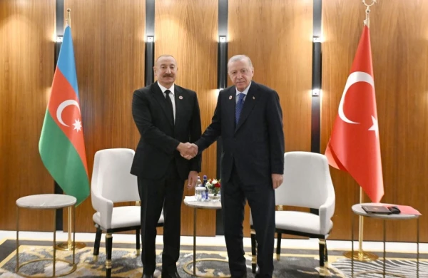 Əliyevlə Ərdoğan görüşdü