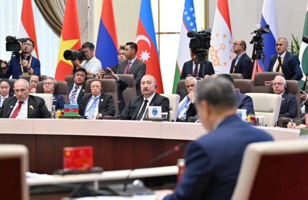 Şərqlə Qərbin yeni körpüsü: ŞƏT Azərbaycan üçün nə vəd edir? - Deputatlar DANIŞIR