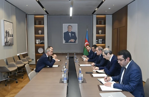 Ceyhun Bayramov ATƏT PA prezidenti ilə Azərbaycan-Ermənistan sülh gündəliyini müzakirə edib&nbsp;