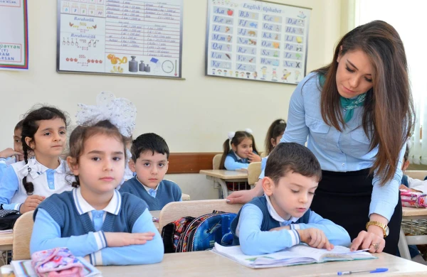 Bu müəllimlərə şad xəbər: Tarix açıqlandı +maaş artımı