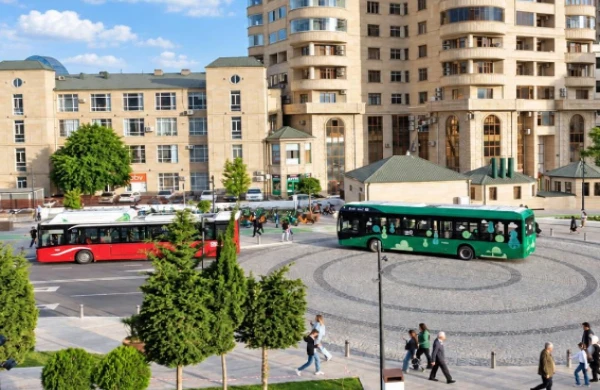 Səhər saatlarında avtobuslarla 500 mindən çox sərnişin daşınıb&nbsp;