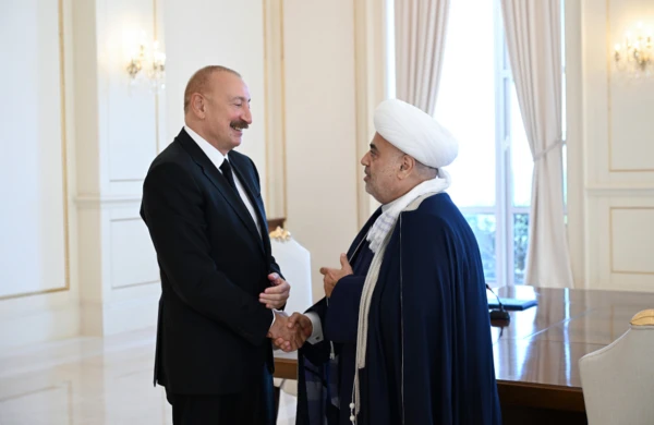 Prezident burada Şeyxülislama nə deyir? — Maraqlı dialoq