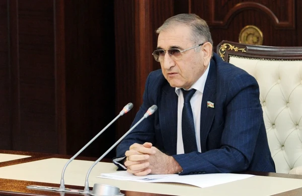 Tahir Rzayev: "Məhsul şəhadətnaməsi fermerlərin problemlərini azalda bilər"&nbsp;
