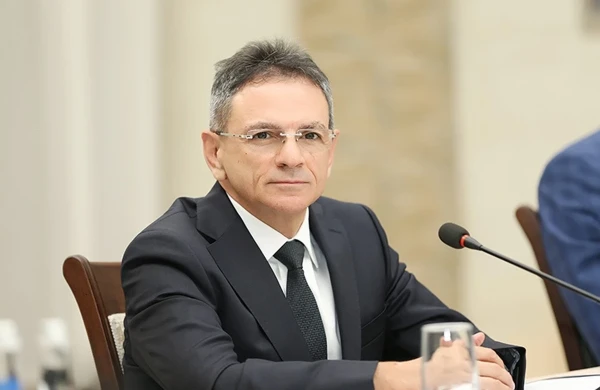Mədət Quliyevin ailə fotosu paylaşıldı