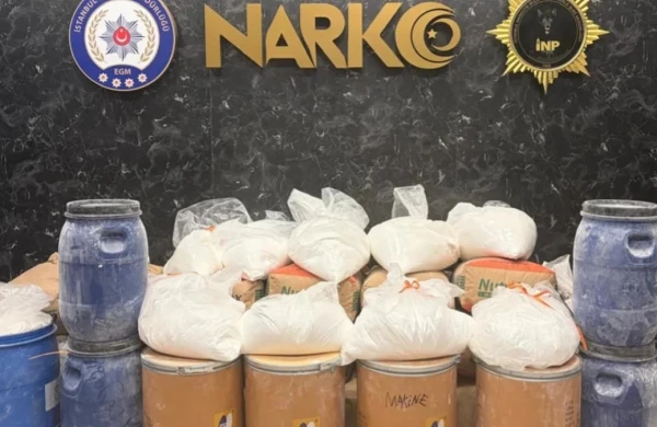 İstanbulda evdən 297 kiloqram narkotik aşkarlanıb&nbsp;