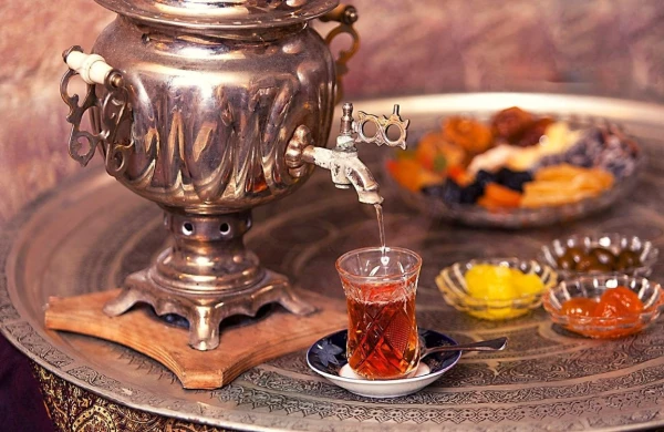 Evdə çayı dəmləyəndə buna mütləq diqqət edin!Gizli düşmən imiş...
