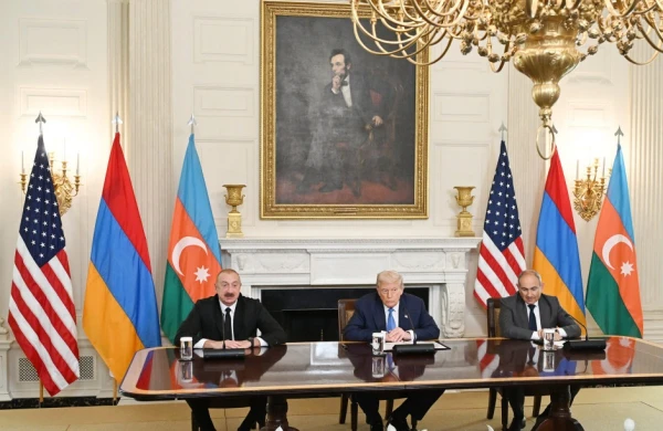 Tramp BMT-də Azərbaycan-Ermənistan normallaşma prosesindən danışıb&nbsp;