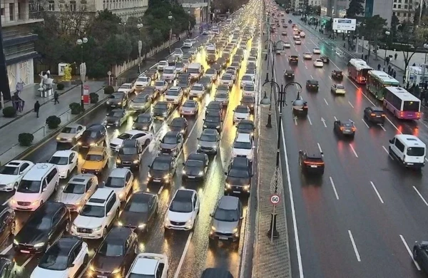 Bakıdakı tıxac probleminin sistemli həlli: Ekspektdən vacib TƏKLİFLƏR&nbsp;&nbsp;