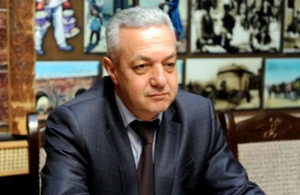 Bir vaxtlar efirlərin tanınmış siması idi -Onu yaxından tanıyaq