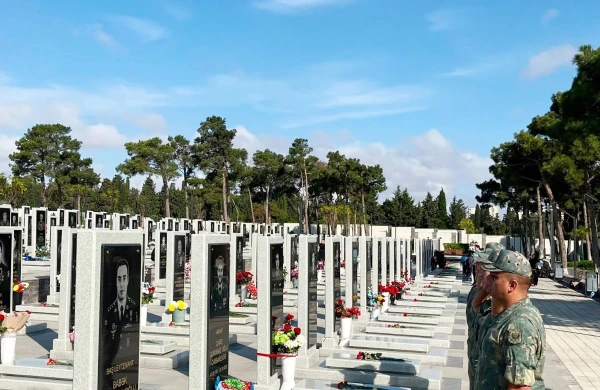 Azərbaycan Ordusunda Anım günü münasibətilə tədbirlər keçirilib