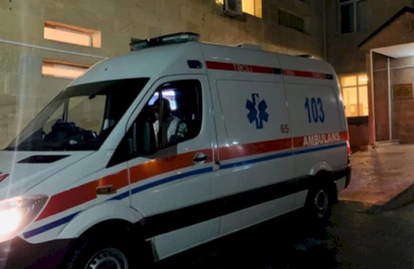 Gecə saatlarında ağır qəza: Xeyli sayda yaralı var
