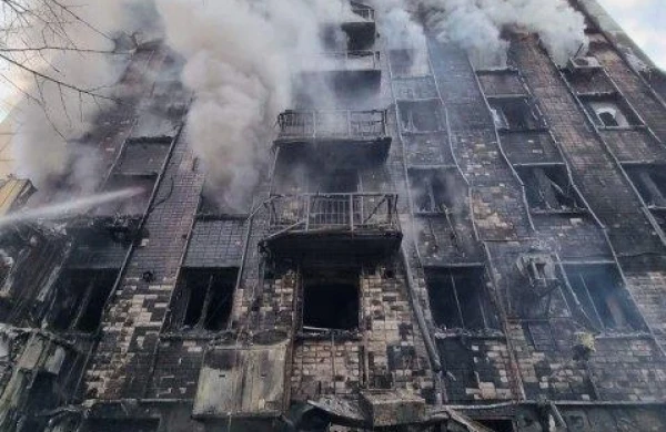 Rusiya ordusu Dneprdə biznes mərkəzinə zərbə endirib, 3 nəfər ölüb