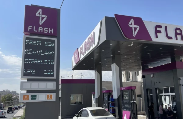 Ermənistanda benzin rekord həddə bahalaşıb