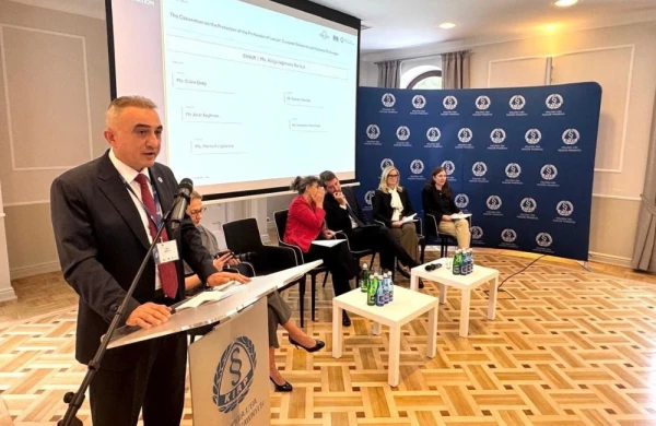Vəkillər Kollegiyasının sədri Polşada vəkillik peşəsinin müstəqilliyinin təminatları barədə çıxış edib 