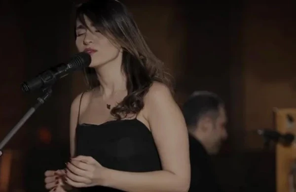 Hicabsız konsert vermişdi - Ağır cəzalandırıldı