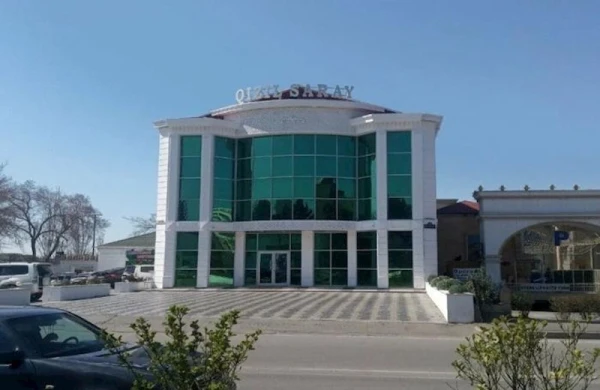 “Qızıl Saray” şadlıq evində istehlaka yararsız ətlər aşkarlanıb&nbsp;