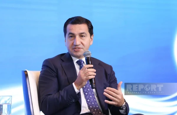 Hikmət Hacıyev: C5+1" formatına qoşulmaq Azərbaycanın öz köklərinə qayıtması deməkdir&nbsp;
