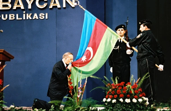 Dövlətçilik tariximizin başlanğıc mərhələsi — 3 oktyabr 1993-cü il TARİXİ