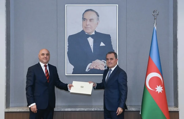 Ceyhun Bayramovla Qiorqi Zakaraşvilinin görüşündə Orta Dəhlizin əhəmiyyəti qabardılıb Xarici siyasət&nbsp;