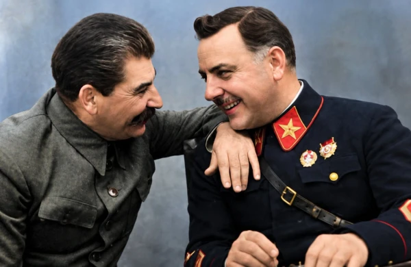 Yolu Bakıdan keçən marşal – Stalinin dostu, SSRİ-nin ən uğursuz hərbçisi və ən şanslı naziri