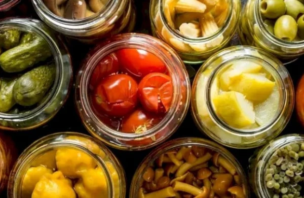 Evdə hazırlanan turşuları alanda EHTİYATLI OLUN&nbsp;