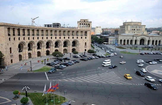 Türk sürücü Ermənistanda ermənini vurub öldürdü