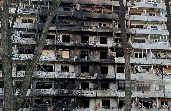 Kiyevə hava hücumu zamanı azərbaycanlı ailənin mənzili dağılıb&nbsp;