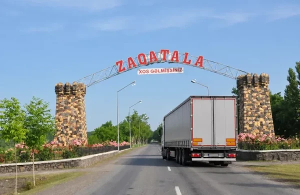 Zaqatalada DƏHŞƏT: TIR qadını əzib öldürdü 