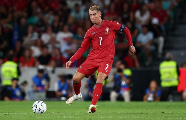 Ronaldo milliyə qayıtması GÜNDƏMDƏ