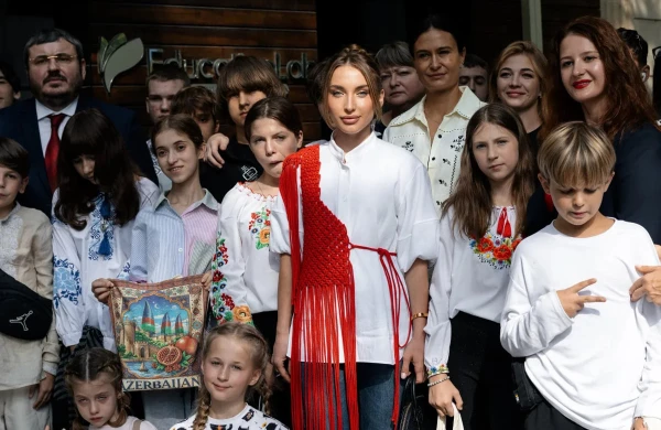 Alyona Əliyeva müharibədən zərər çəkmiş ukraynalı uşaqlarla BİR ARADA - FOTO  