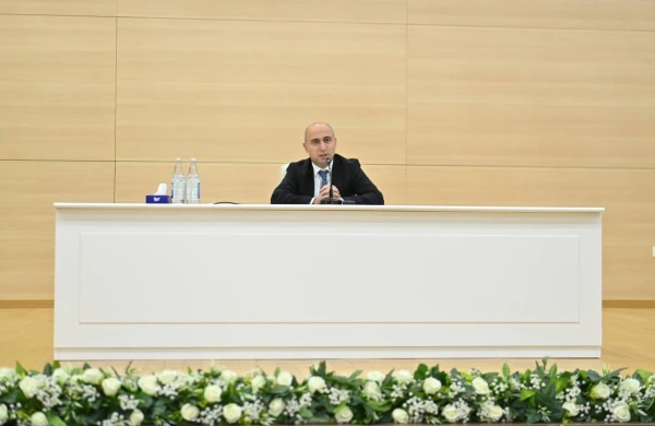 Elm və təhsil naziri SABAH proqramının tələbələri ilə görüşüb