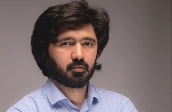 Kəramətlə bağlı ŞOK İDDİA: Əsərlərini özü yazmayıb?