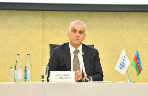 Nazir müavini: Bakıdakı taksilərin təxminən 70%-i hibrid və elektrik avtomobilləridir&nbsp;