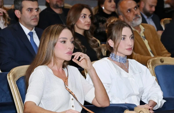 Mehriban Əliyeva "Qağayı" tamaşasının təqdimatında iştirak edib