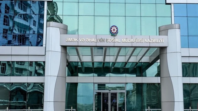 Bu Nazirlikdə ən yüksək vəzifəsi olan XANIM ODUR   —  DOSYE