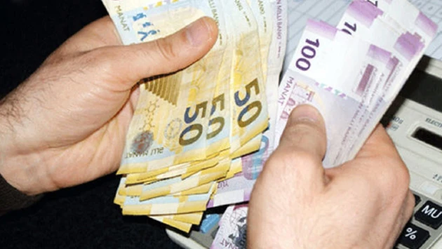 Baş nazir maaşlarla bağlı QƏRAR İMZALADI