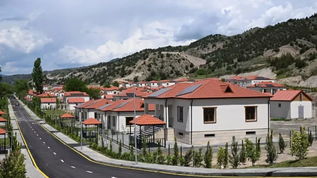 Keçmiş məcburi köçkünlərə ŞAD XƏBƏR   —  Prezident bu tapşırığı VERİB