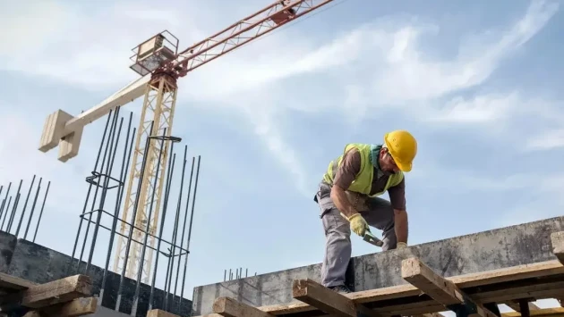 Tikinti aparmaq istəyənlərə PİS XƏBƏR: Bu məhsul BAHALAŞDI  