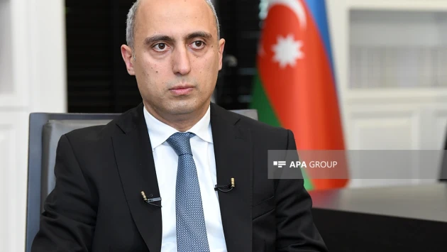 Emin Əmrullayev müəllim və şagirdlərə nə deyir? — GENİŞ MÜSAHİBƏ