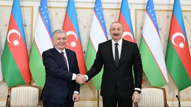 İlham Əliyev Şavkat Mirziyoyevə minnətdarlığını bildirdi&nbsp;
