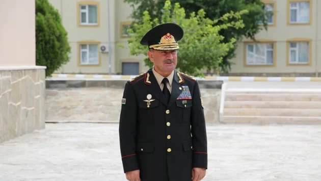 General toya gedə bilmədi - Əvəzində&nbsp; iPhone 17 Pro Max göndərdi&nbsp;