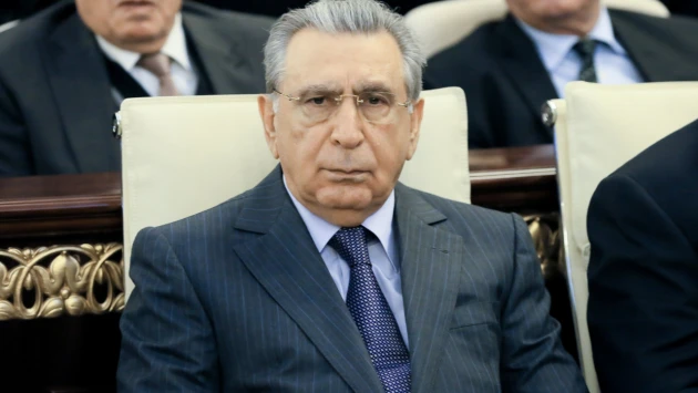 Ramiz Mehdiyev işindən xəbər var: Oğlu və kürəkəni...